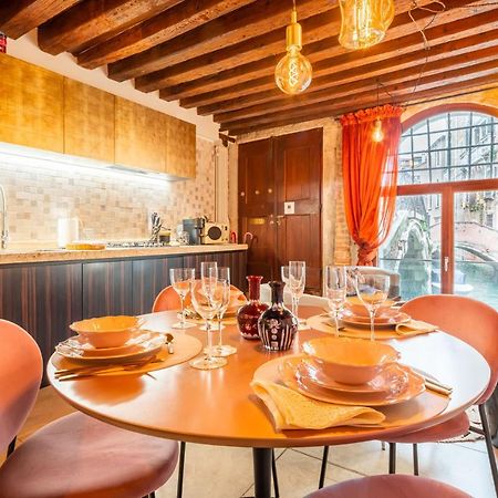 Casa Manina Sul Ponte - Your Private Canal View البندقية المظهر الخارجي الصورة