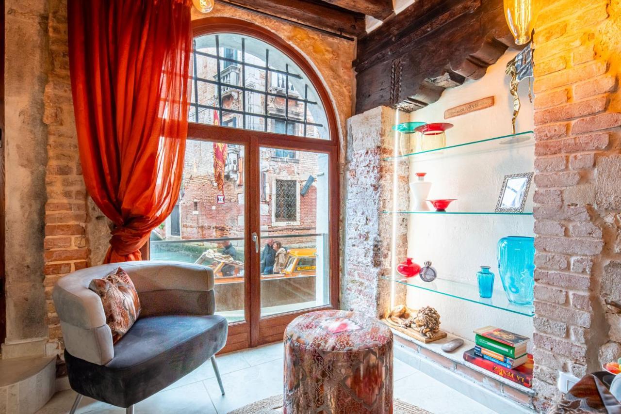 Casa Manina Sul Ponte - Your Private Canal View البندقية المظهر الخارجي الصورة