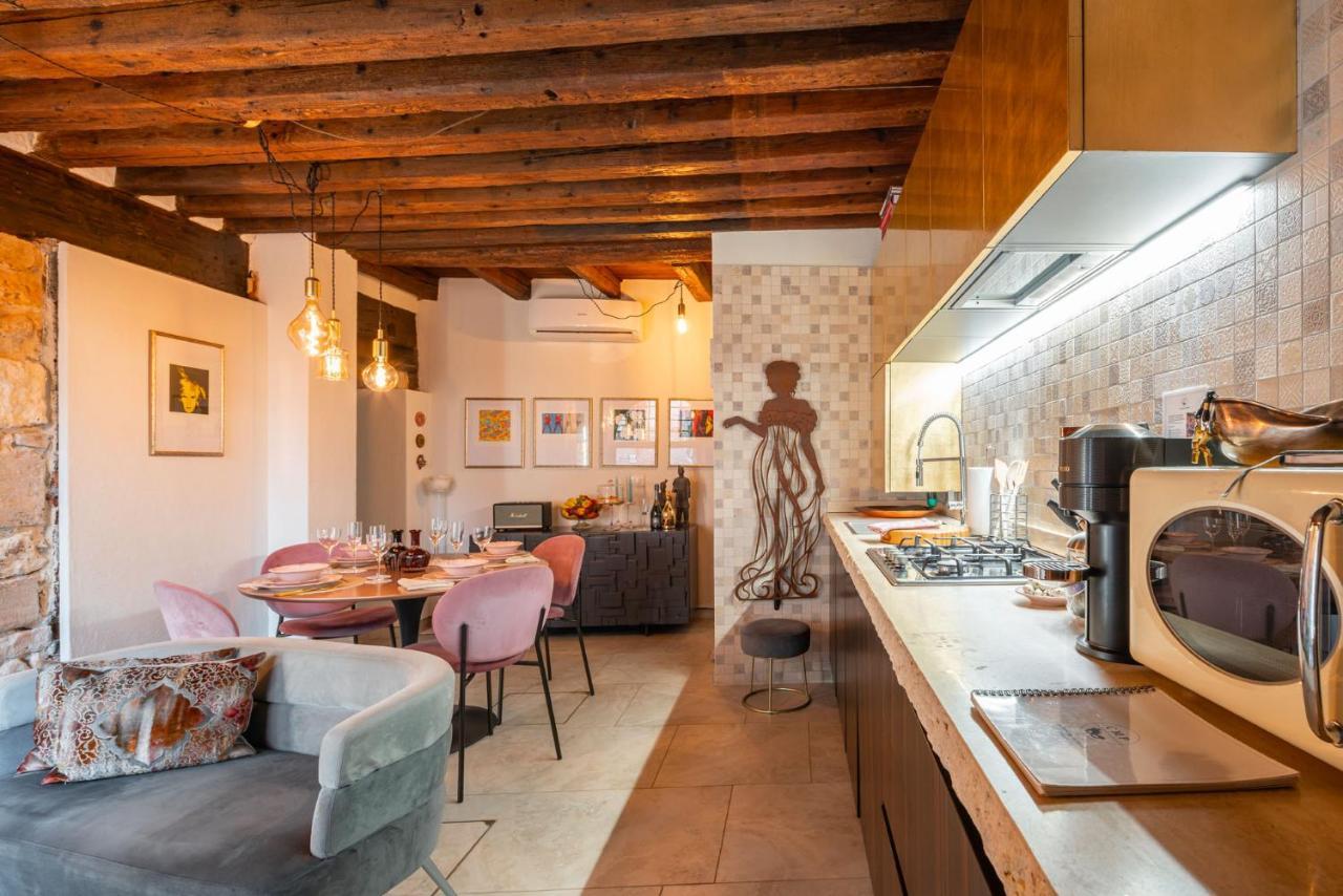 Casa Manina Sul Ponte - Your Private Canal View البندقية المظهر الخارجي الصورة