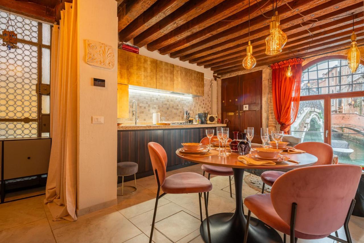 Casa Manina Sul Ponte - Your Private Canal View البندقية المظهر الخارجي الصورة