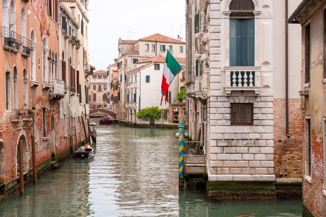Casa Manina Sul Ponte - Your Private Canal View البندقية المظهر الخارجي الصورة